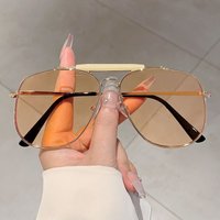New Vintage Oversized Sunglasses Fashion Men Women Square Shades Eyewear Trendy Ins Popular Brand Design UV400 Sun Glasses
