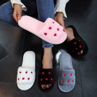 2026 Four Season Fluffy Furry Leopard Slipper Women Indoor Lightweight Little Heart Fur Slides Couples Indoor Floor Soft Sandals