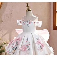 Customized Flower Girl Dress For Wedding Appliques Bow High Waist Knee Length Elegant Kids Birthday Party First Communion Gown
