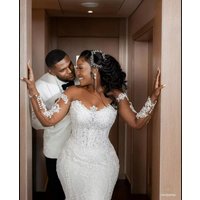 Customized Newest Lace Appliques Mermaid Wedding Dress Sweep Train Robe De Mariée Grande Taille Garden Black Woman Bridal Gowns