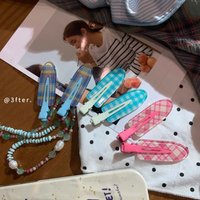 Super sweet bangs clip, cute and girly plaid makeup clip, face clip, side hair clip