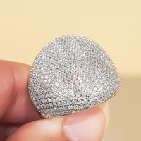 Huitan Full Bling Iced Out Wedding Rings for Women Sparkling CZ Luxury Silver Color/Gold Color Engagement Party Fashion Jewelry