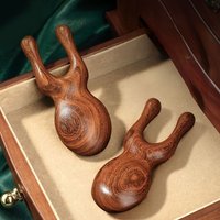 2 Pieces of Sandalwood Massage Combs, with a Biomimetic Circular Design, Suitable for Precise Pressure on the Face, Eyes, Nose, and Body Care, and Are Comfortable to the Touch
