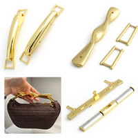 1 Set/3pcs Bag with high-end metal fish-shaped handle and D-ring buckle wavy woven bag with replaceable DIY decorative handles.