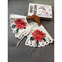 Original Niche Design Spring New Style Flower and Bird Pattern Retro Fabric Fake Collar Women's Embroidered Straps Cut Out Shawl Can Be Matchinged with Shirts T-Shirts and Skirts for Outings to Play