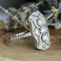 Huitan Exquisite Female Party Jewelry Ring Brilliant Zirconia Finger Accessories for Women Fashion Women Wedding Band for Lady