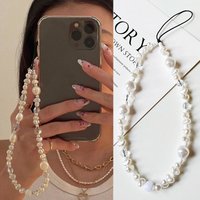 Y2k Luxury Pearl Love Heart Short Hand Wrist Lanyard Simplicity Short Phone Strap For Cell Phone Earphones Backpack Camera Chain