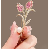 Luxury Zircon Tulip Flower Pearl Brooches For Women Fashion Crystal Floral Leaf Lapel Pins Banquet Patry Clothes Corsage Jewelry
