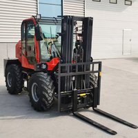 Maßgefertigte 2-Tonnen 2,5-Tonnen 3-Tonnen 4-Tonnen Allgelände-Gabelstapler Vierradantrieb Geländegabelstapler Diesel-Radgabelstapler