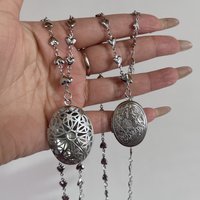 Floral Oval Heart Locket Pendant Necklaces for Women,Stainless Steel Photo Frame Promise Love Keepsake Gift