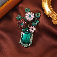 Vintage New French Green Crystal Vase Brooch Personality Elegant Luxury Corsage Pin Women's Clothing Accessories Baroque Pins