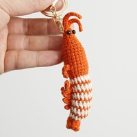 1Pc Cute Shrimp Charm Bag Pendant Cartoon Mini Hand Knitted Keyring Lovely Pendant Couple Keychain Bag Accessories