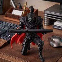 Kneeling Dark Armor Knight Figurine Pen Holder Resin Desktop Organizer Creative Desk Decor Pen Stand Best Gift for Office