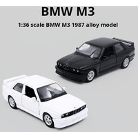 MAKEDA 1:36 1987 Vintage BMW M3 Pull Back Zinc Alloy Diecast Sports Car Model 3 Open Doors Collectible Toy Gift for Boys Girls