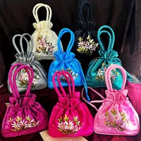Retro Embroidery Drawstrings Handbags Storage Bags Women Purse Wallets Card Holder Bucket Shoulder Bag Wrist Bags