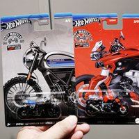 New 2025 Hot Wheels Cool Motorcycle 1:64 Scale Diecast Model Ducati Honda BMW Moto Tread Shredder Vehicle for Boys Gift