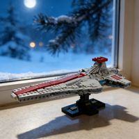 699pcs MOC Venator Class StarDestroyer Midi Scale Star Battle Model Building Blocks Construction Festival Gifts Toy Idea