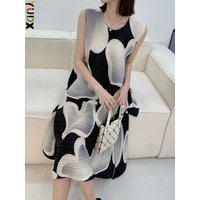 YUDX Black & White Print Miyake Pleated Sleeveless Layered Top + Midi Skirt Set Lightweight Women's Casual Vacation Boho Co-ords
