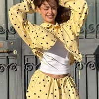 2026 New Two-Piece Set Long-Sleeve High-Neck Jacket with Side Pockets Fashionable Women's Mid-Waist Polka Dot Bubble Shorts Set