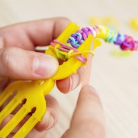 1Set Wooden Weaving Loom Tools Kit Includes Needle Comb Pick Up Stick Shuttle Beater for Hand Weaving Craft Beginners DIY