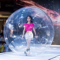 Aufblasbarer Wasserlaufball Tanzball Wasserball TPU Material 2m Durchmesser Wasserballon Zorb Ball zum Verkauf