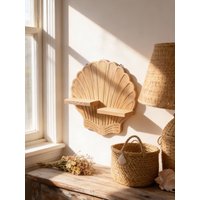 Seashell Shaped Wooden Wall Shelf Wall Mounted Display Shelf Nautical Floating Shelves for Bedroom Living Room Home Decor Gift