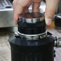 Adjustable Espresso Coffee Distributor Leveler 3‑Slope Palm Tamper Compatible with 51/53/58mm Portafilters Single Piece