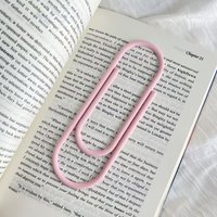 Oversized Paperclip Bookmark, Giant Cute Page Marker for Book Lovers, Fun Reading Accessory for Students & Bookworms