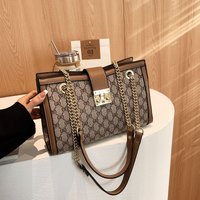 2026 Fashion Large Capacity Printed Tote Women's Bag New Trendy Retro Leisure Chain Bag Single Shoulder Underarm Bag