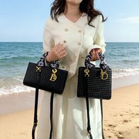 Original Designer Shoulder Bag Large Capacity Best For Party Can Be Used As A Glamorous And Unique Diaper Bag