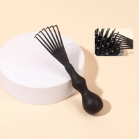 Hairbrush cleaning tool, comb cleaning claw, plastic bristle cleaning brush, mini comb brush for hair accessories