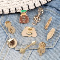 Shining Gold Color Enamel Series Brooch Vintage Coin Bag Hand Pose Heart Pins Wheat Ear Feather Arrow Cactus Badge Shirt Jewelry