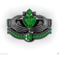 Classic Lab Emerald Claddagh Ring White Gold Wedding Band Bridal Sets Ring for Women Bridal Party Jewelry Gift