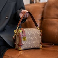 Diaper Bag Trendy Textured Leather Satchel Elegant Crossbody Bag For Women Stylish Vintage Designer Tote
