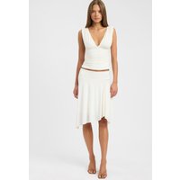 Women's 2-piece White Ruched Sleeveless V-neck Top And Irregular Midi Skirt Set Elegant Casual Party Summer Vacation Outfit