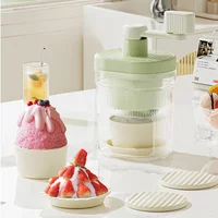Shaved Ice Machine Small Manual Ice Crusher Home Hand-cranked Machine Making Smoothie Machine Suitable for Outdoor Camping