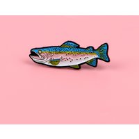 Fish Sign Enamel Pins Salmon Metal Brooch Backpack Hat Bag Collar Lapel Badges Men Women Fashion Jewelry Collection Gift