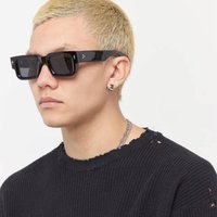 Hiking New High Square Quality Rivet Anti Light Glasses Fashion Eyeglasses Men's Punk Rectangle Design Retro Glasses UV400
