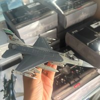 1/72 Scale U.S. Air Force F-16C Fighter Jet Stinger Squadron F16 F16C Diecast Finished Military Plane Model Collection Ornament