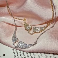 Fashion Angel Wing Pendant Necklace Y2K Sparkling Wing Collarbone Chain Elegant Jewelry Accessory for Women Wedding Party Choker