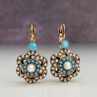 Vintage Flower Shape Inlay Synthetic Turquoise Earrings Women's Ethnic Style Pendant Earrings Suitable For Daily Holiday Gifts