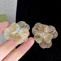 Fashion Hollow Silver Color Metal Earrings for Women Large Exaggerated Flower Stud Earrings Wholesale Jewelry Dropshipping