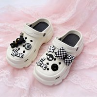 Hot sales 9PCS Shoe Charm pins DIY Summer Little Bear Bow Handicrafts Shoe Decoration Buckle Charms Hole Shoes Accessories