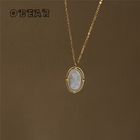 Stainless Steel Plated 18K Gold Retro Shell Flowers Pendant Necklace Women Luxury Versatile Banquet Jewelry