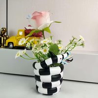 1 Piece Black and White Snake-Shaped Resin Flower Pot - Creative DIY Style Decorative Pot, Suitable for Indoor and Outdoor Use, Perfect for Bonsai and Home Decor Indoor Plants, Playful Design