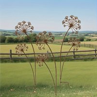 Three-Piece Set of Dandelion Iron Garden Inserts. This Vintage-Style Dandelion Iron Art Insert Is Made from Weather-Resistant Steel, with a Height of 35cm, Instantly Adding an Artistic Touch to Your