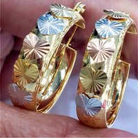 Bohemian Style Copper Material Heart Decoration Golden Plated Hoop Earrings for Women Elegant Banquet Wedding Jewelry Accessory