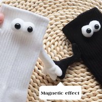 10 Paar magnetische Socken mit Händen für Männer und Frauen, schwarz-weiße, lustige und niedliche Cartoon-Augen-Röhrensocken