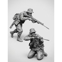 1/35 Scale Resin Figure Model Model Building Kits Historical Military Infantry Soldier 2 Figures Unassembled and Unpainted 989A