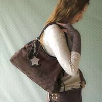 Trendy Leopard Print Handbag for Women: Soft, Durable Shell-Patterned Bag – Minimalist Shoulder Bag
